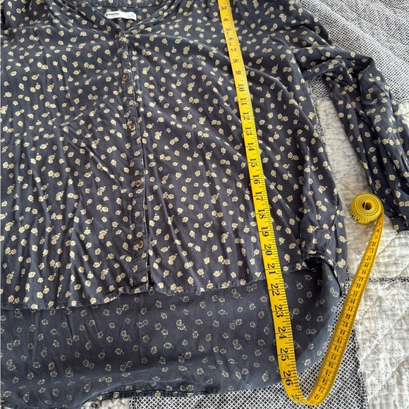 3/4 sleeve button up shirt - Picture 5 of 5